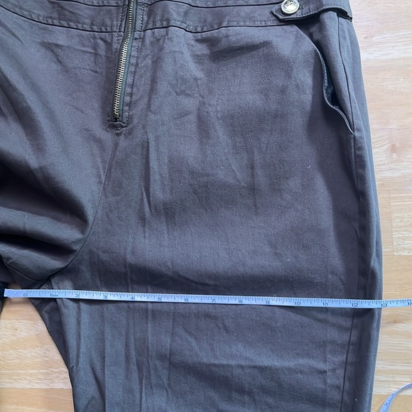 Venus Green Jumpsuit with Gold buttons - Picture 11 of 11